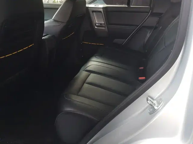 iCAR V23 — Фото автомобиля 11
