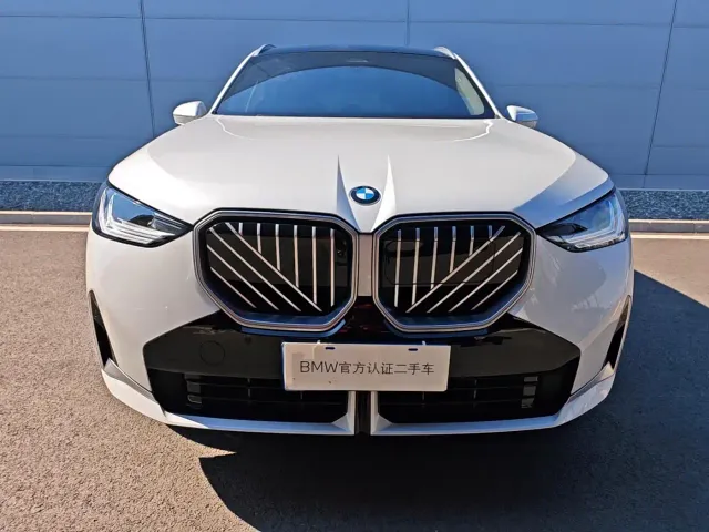 BMW X3 — Фото автомобиля 2