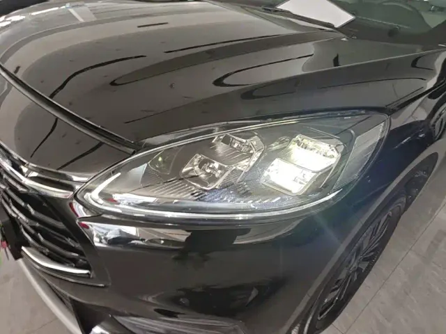 Ford Escape — Фото автомобиля 23