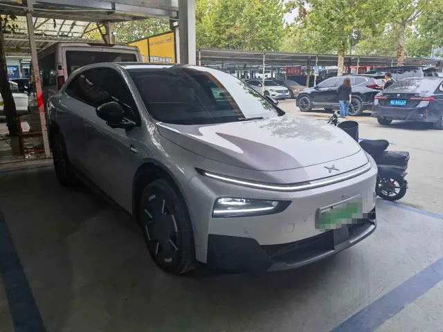 Xpeng G7 — Фото автомобиля 3