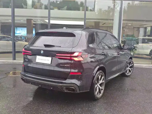 BMW X5 — Фото автомобиля 2
