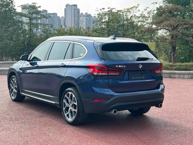 BMW X1 — Фото автомобиля 4