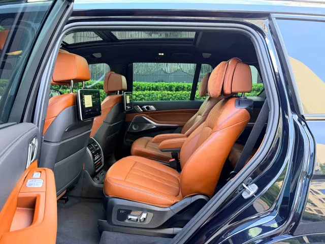 BMW X7 — Фото автомобиля 15