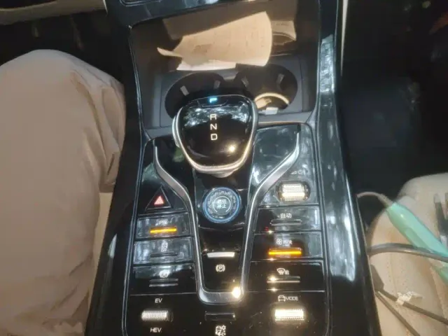 BYD Qin PLUS — Фото автомобиля 8