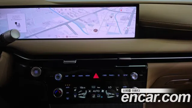 Genesis G80 Бензин 2.5 турбо AWD — Фото автомобиля 10
