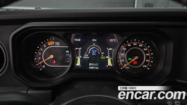 Jeep Wrangler JL — Фото автомобиля 8