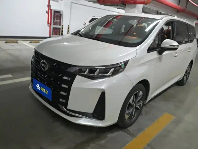 Фотография автомобиля — GAC Trumpchi M6