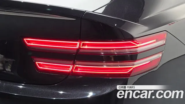 Genesis G80 RG3 — Фото автомобиля 8