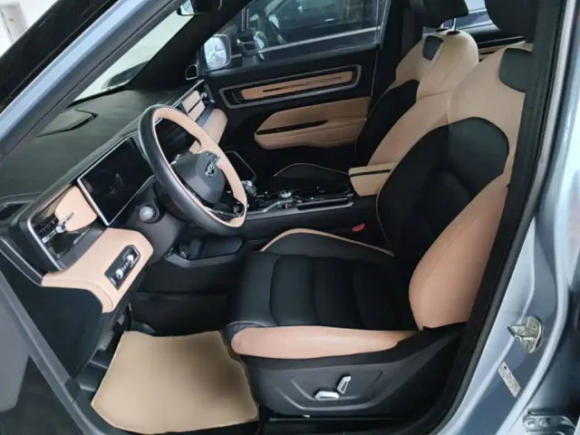 Geely ICON — Фото автомобиля 14