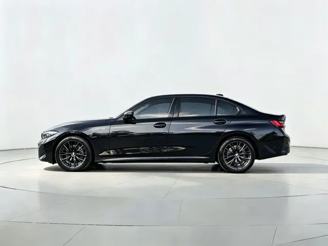 BMW 3 Series — Фото автомобиля 7