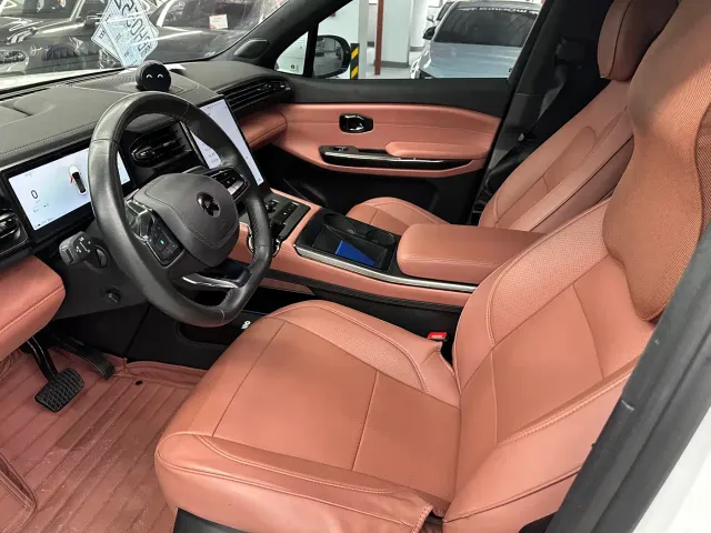 Nio EC6 — Фото автомобиля 5