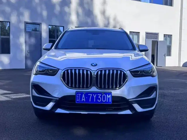 BMW X1 — Фото автомобиля 2