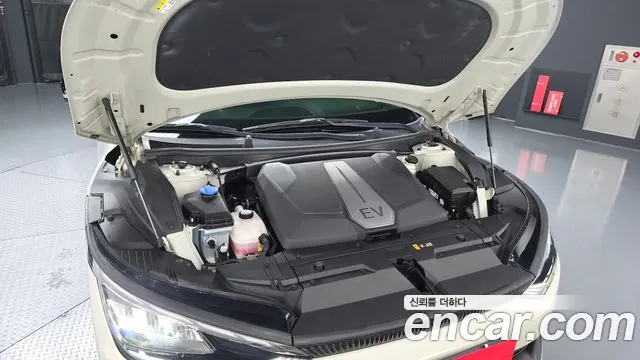 Kia EV6 — Фото автомобиля 9