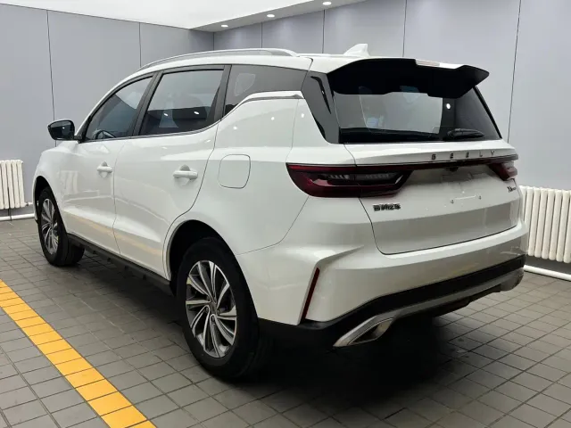 Geely Vision X6 — Фото автомобиля 4