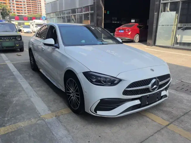 Mercedes-Benz C-Class — Фото автомобиля 3