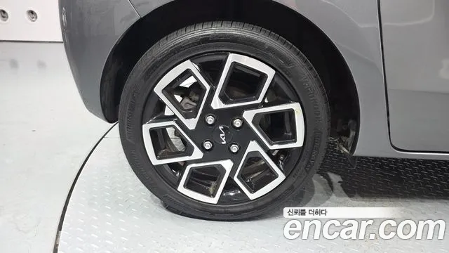 Kia RAY Новый Kia Ray Prestige — Фото автомобиля 3