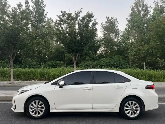 Toyota Corolla — Фото автомобиля 4