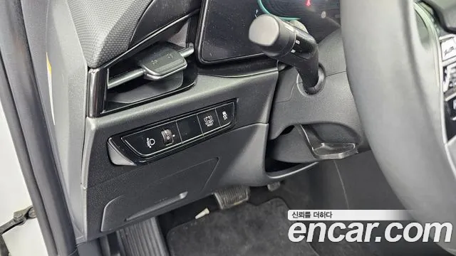 Kia Niro — Фото автомобиля 16