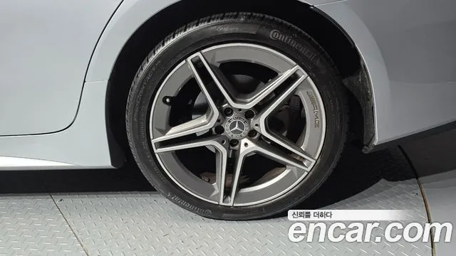 Mercedes-Benz CLS-Class — Фото автомобиля 17