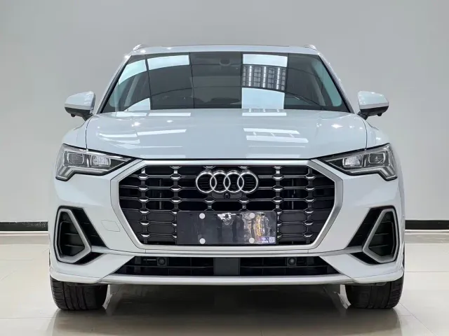 Audi Q3 — Фото автомобиля 2