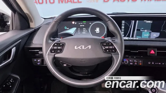 Kia EV6 — Фото автомобиля 9