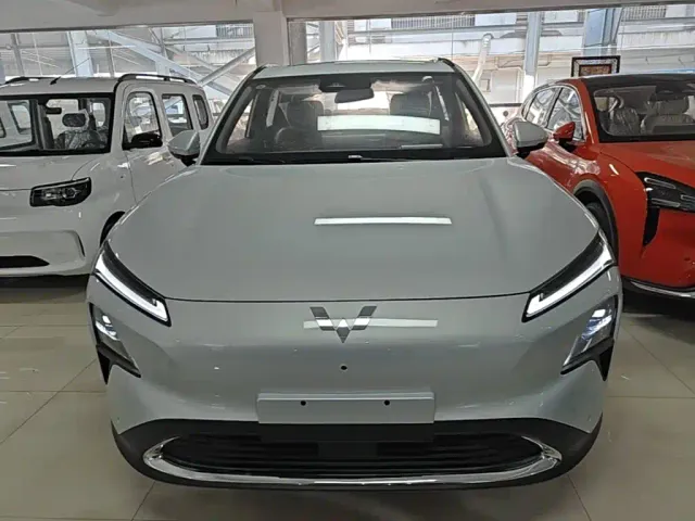 Wuling Starlight S — Фото автомобиля 2