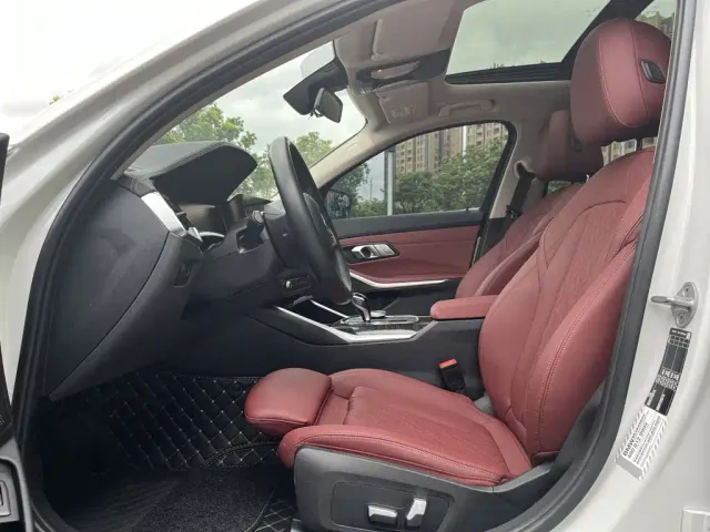 BMW 3 Series — Фото автомобиля 9