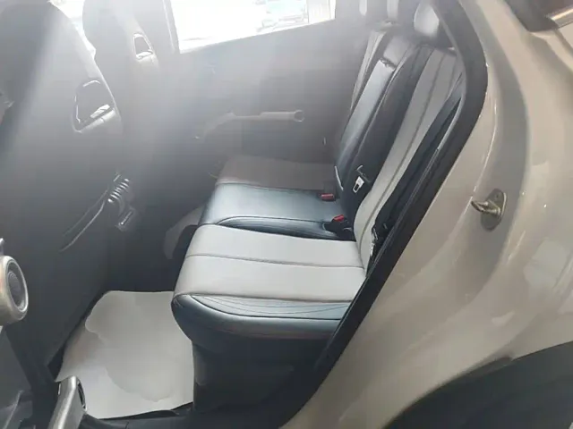 BYD Yuan PLUS — Фото автомобиля 16
