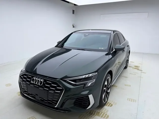 Фотография автомобиля — Audi A3
