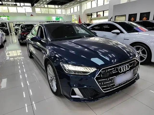 Audi A7L — Фото автомобиля 3