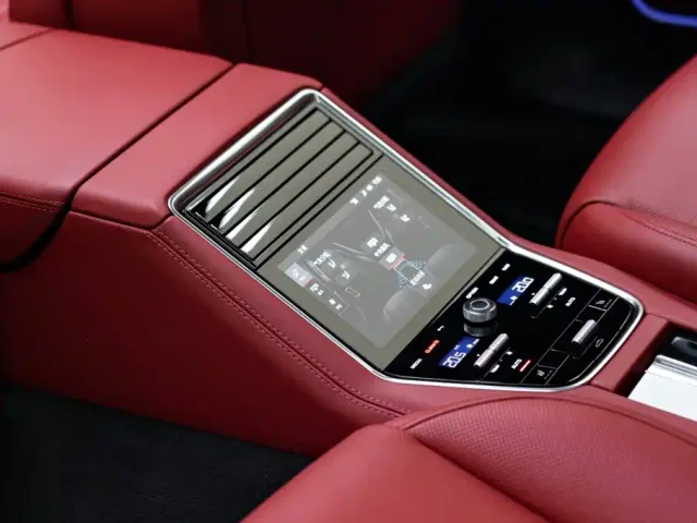 Porsche Panamera — Фото автомобиля 13