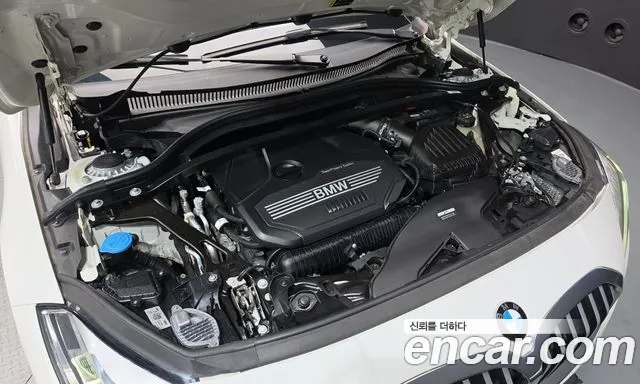 BMW 1 Series F40 — Фото автомобиля 9