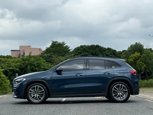 Mercedes-Benz GLA-Class AMG — Фото автомобиля 15