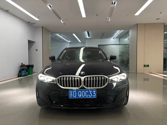 BMW 3 Series — Фото автомобиля 2
