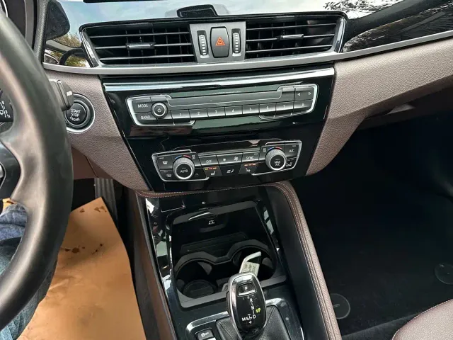 BMW X1 — Фото автомобиля 14