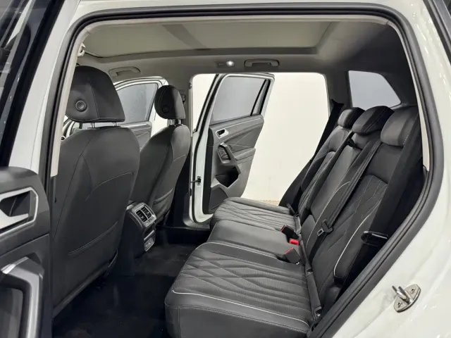 Volkswagen Tiguan L — Фото автомобиля 6