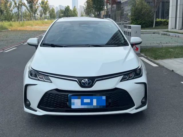 Toyota Corolla — Фото автомобиля 2