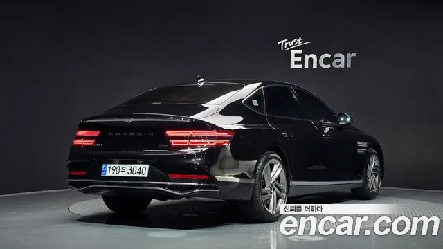 Genesis G80 Бензин 2.5 турбо AWD — Фото автомобиля 2