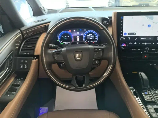 Toyota Vellfire — Фото автомобиля 10