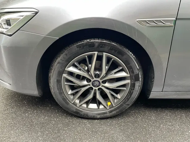 BYD Qin PLUS — Фото автомобиля 9