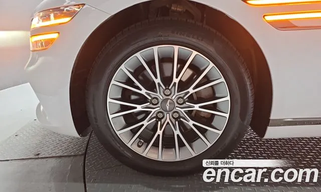 Genesis G80 RG3 — Фото автомобиля 5