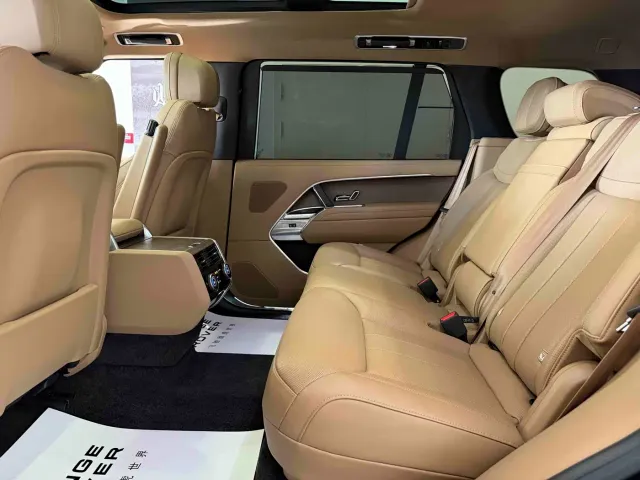 Land Rover Range Rover — Фото автомобиля 15