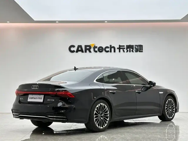 Audi A7L — Фото автомобиля 5