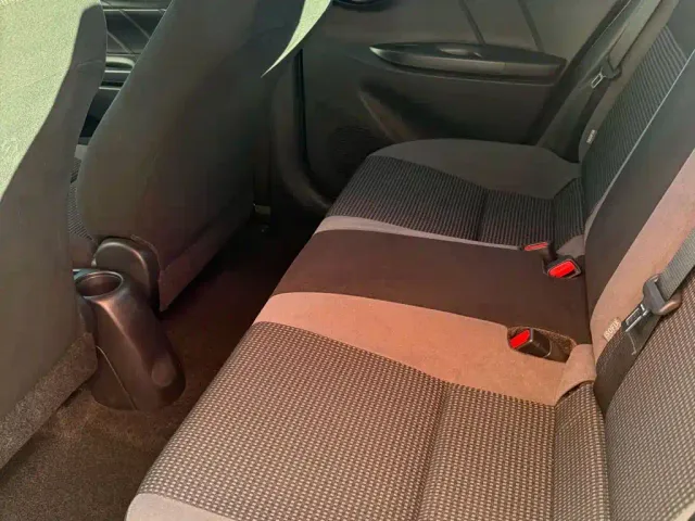 Toyota Vios — Фото автомобиля 8