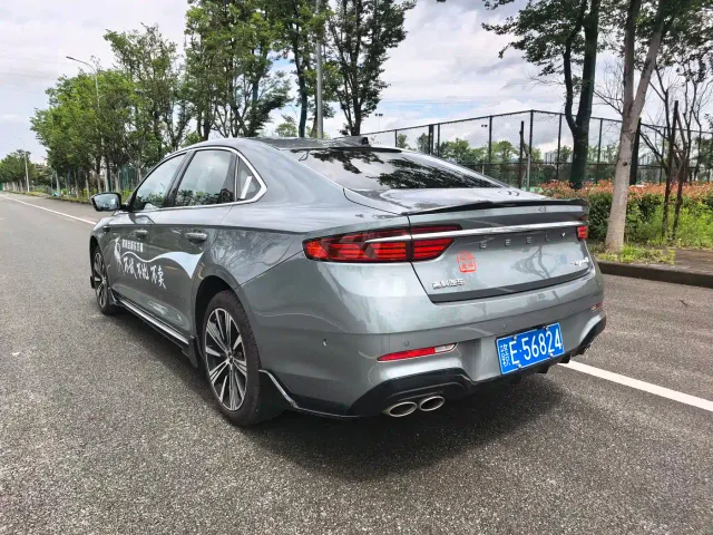 Geely Xingrui — Фото автомобиля 9