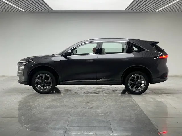 Changan CS75 Plus — Фото автомобиля 7