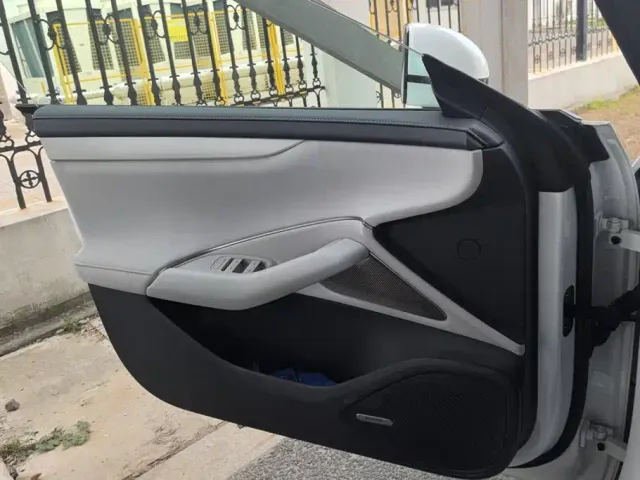 Xiaomi SU7 — Фото автомобиля 7