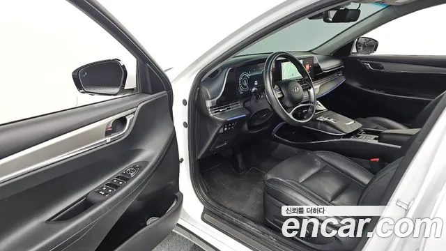 Hyundai Grandeur Новый Grandeur IG — Фото автомобиля 10