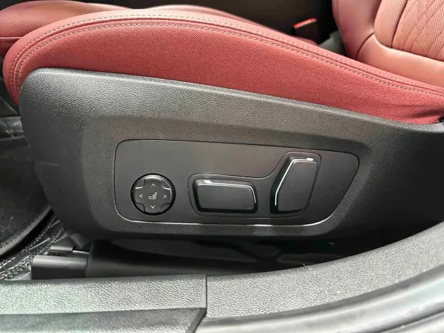 BMW 3 Series — Фото автомобиля 12