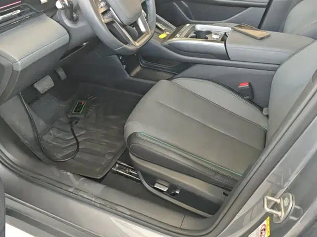 BYD Qin L — Фото автомобиля 14